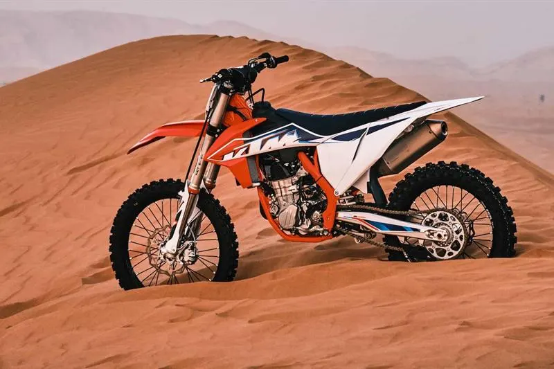 2 ore di enduro in KTM a Merzouga