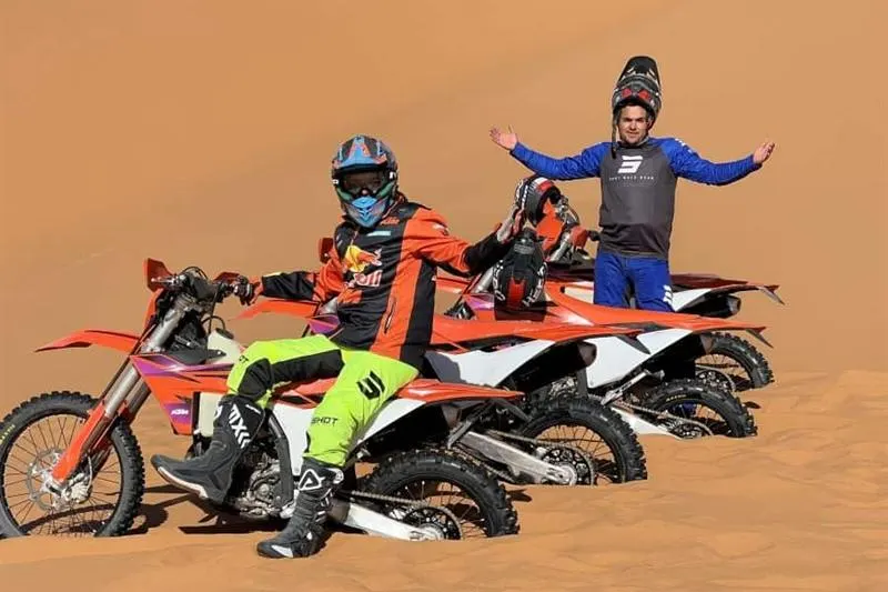 Giornata intera di enduro KTM nel Sahara