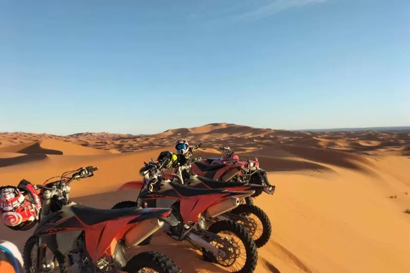 2 ore di enduro in KTM a Merzouga