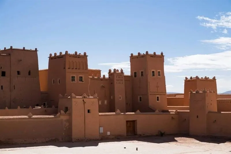 Tour di 6 giorni da Marrakech: kasbah, gole e Sahara