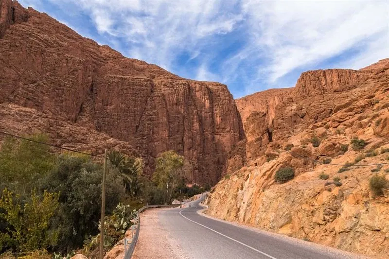 Amanecer – Tinejdad – garganta del Todra – valle del Dadès