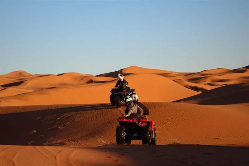 1 ora di quad intorno all'Erg Chebbi